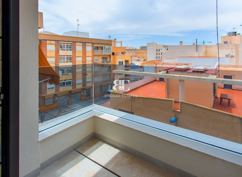 Resale - apartment -
Torrevieja - Playa del Cura