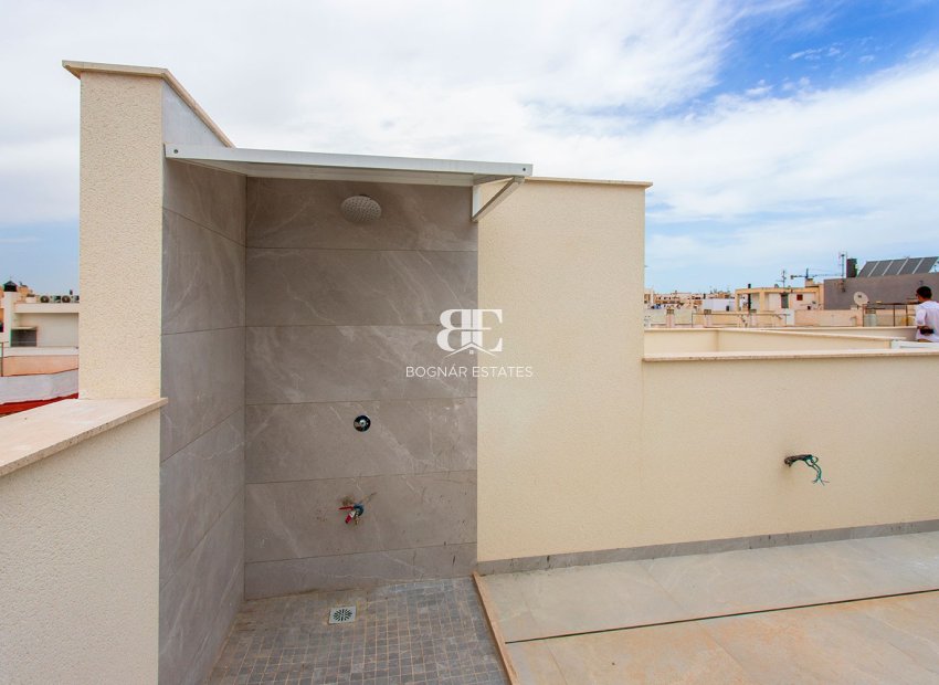 Resale - apartment -
Torrevieja - Playa del Cura