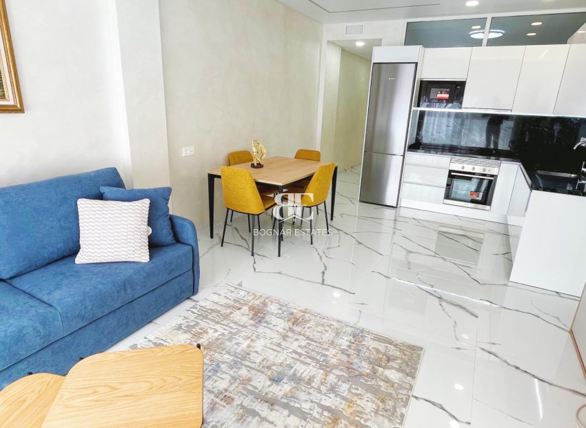 Resale - apartment -
Torrevieja - Playa del Cura