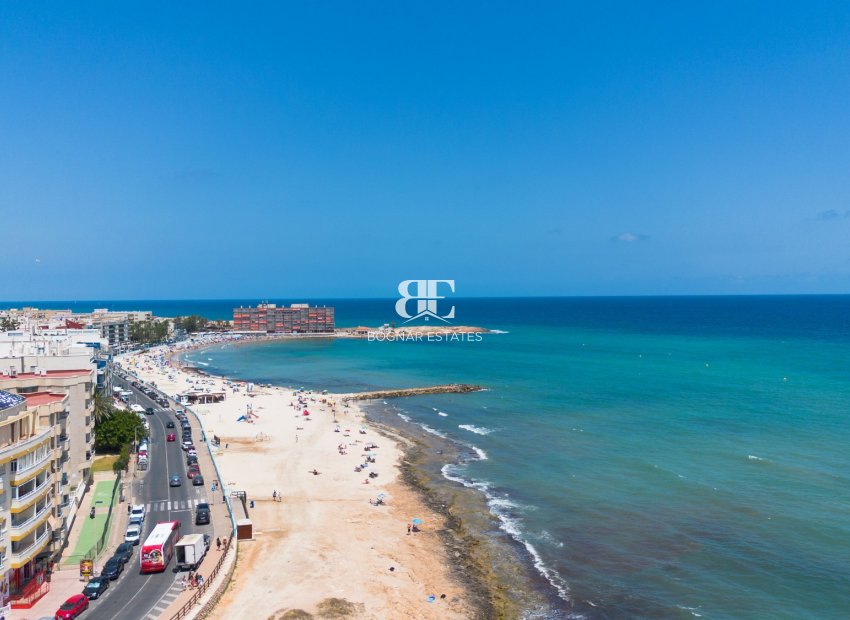 Resale - apartment -
Torrevieja - Playa del Cura