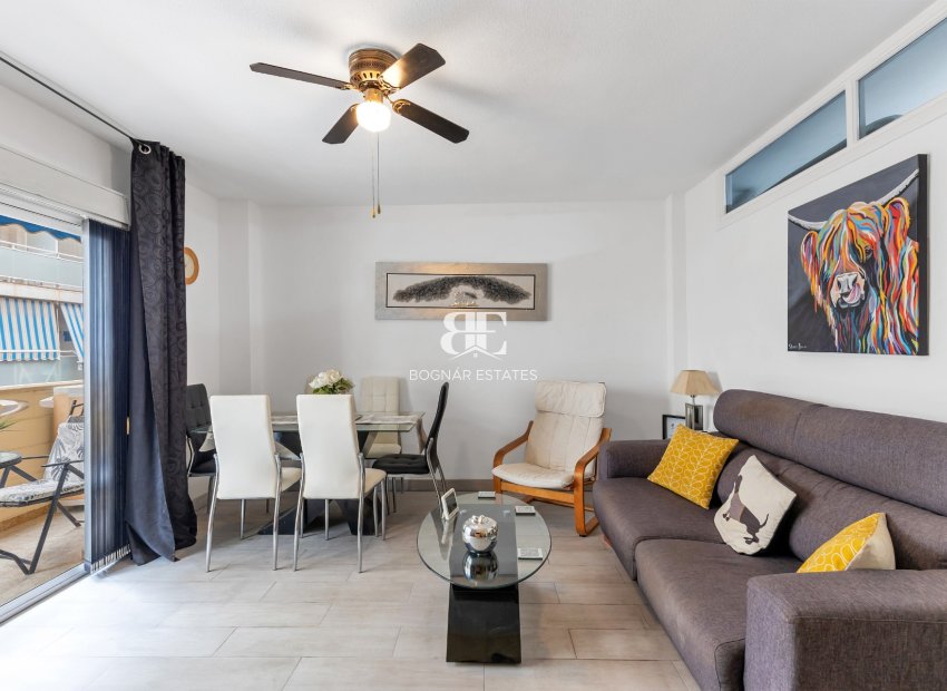 Resale - apartment -
Torrevieja - Playa del Cura