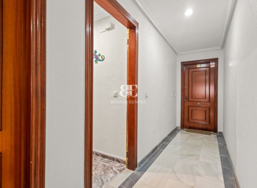 Resale - apartment -
Torrevieja - Playa del Cura