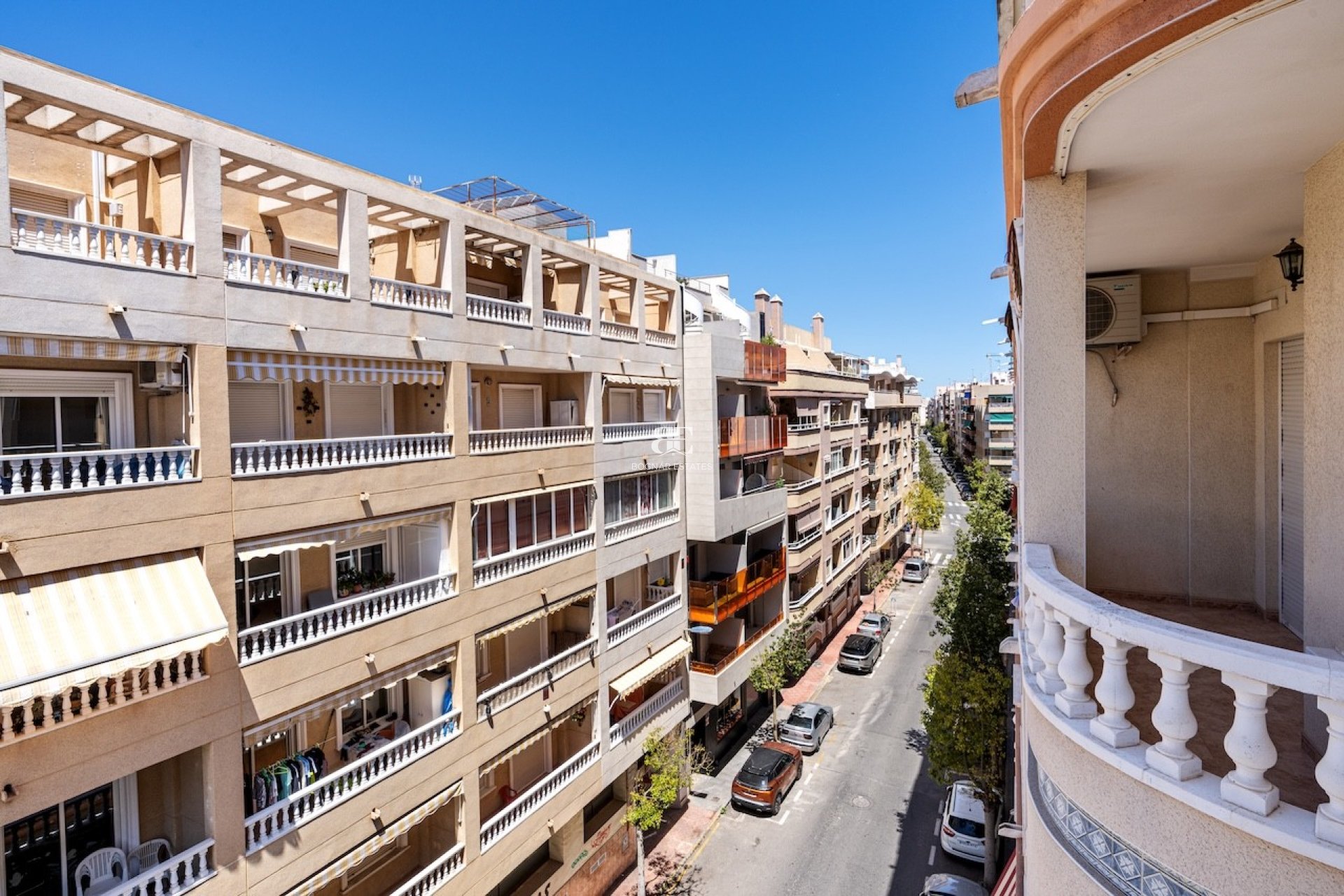 Resale - apartment -
Torrevieja - Playa del Cura