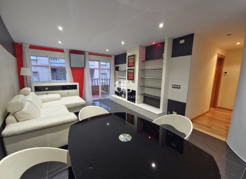 Resale - apartment -
Torrevieja - Playa del Cura