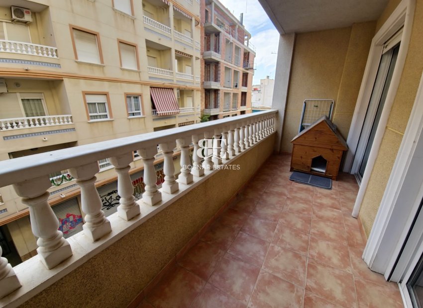 Resale - apartment -
Torrevieja - Playa del Cura