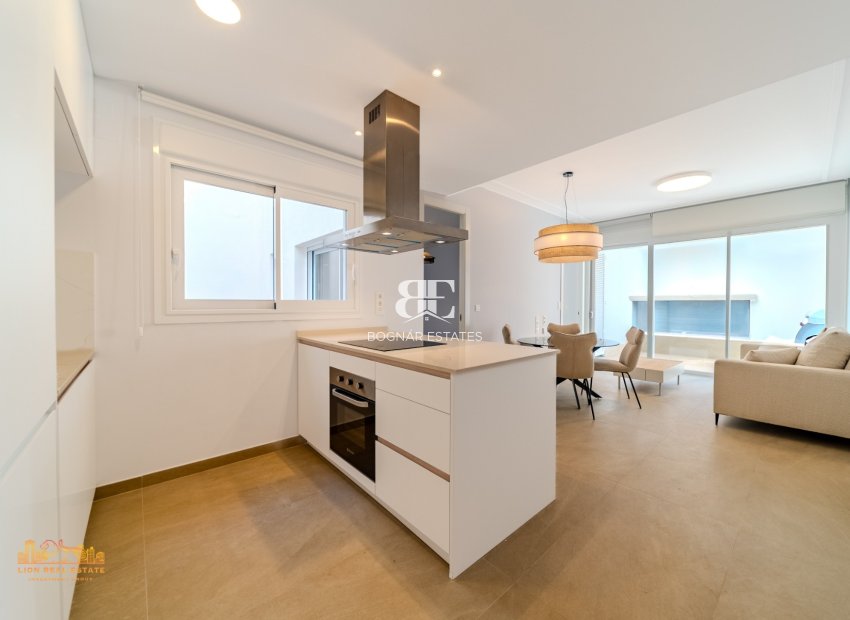 Resale - apartment -
Torrevieja - Playa Los Locos