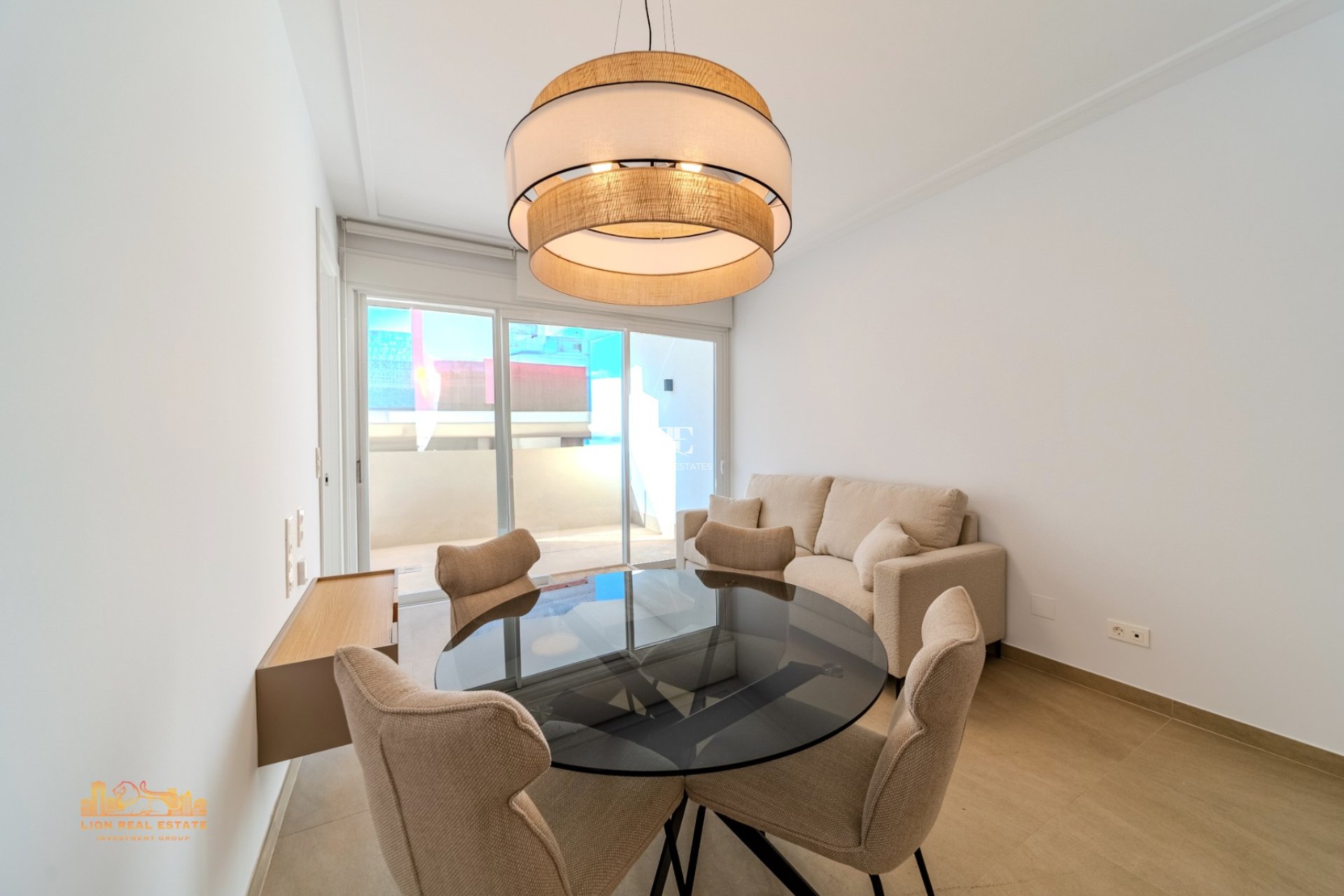 Resale - apartment -
Torrevieja - Playa Los Locos