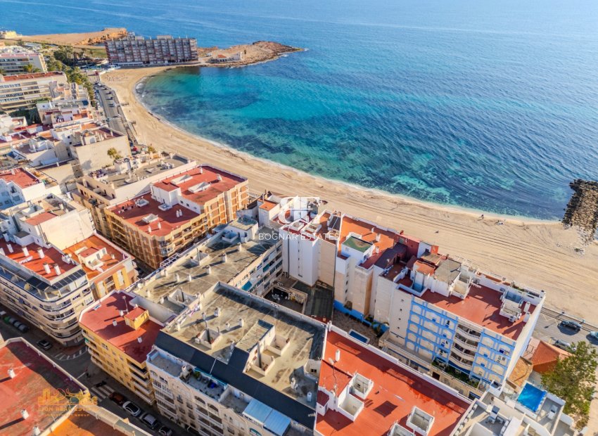 Resale - apartment -
Torrevieja - Playa Los Locos