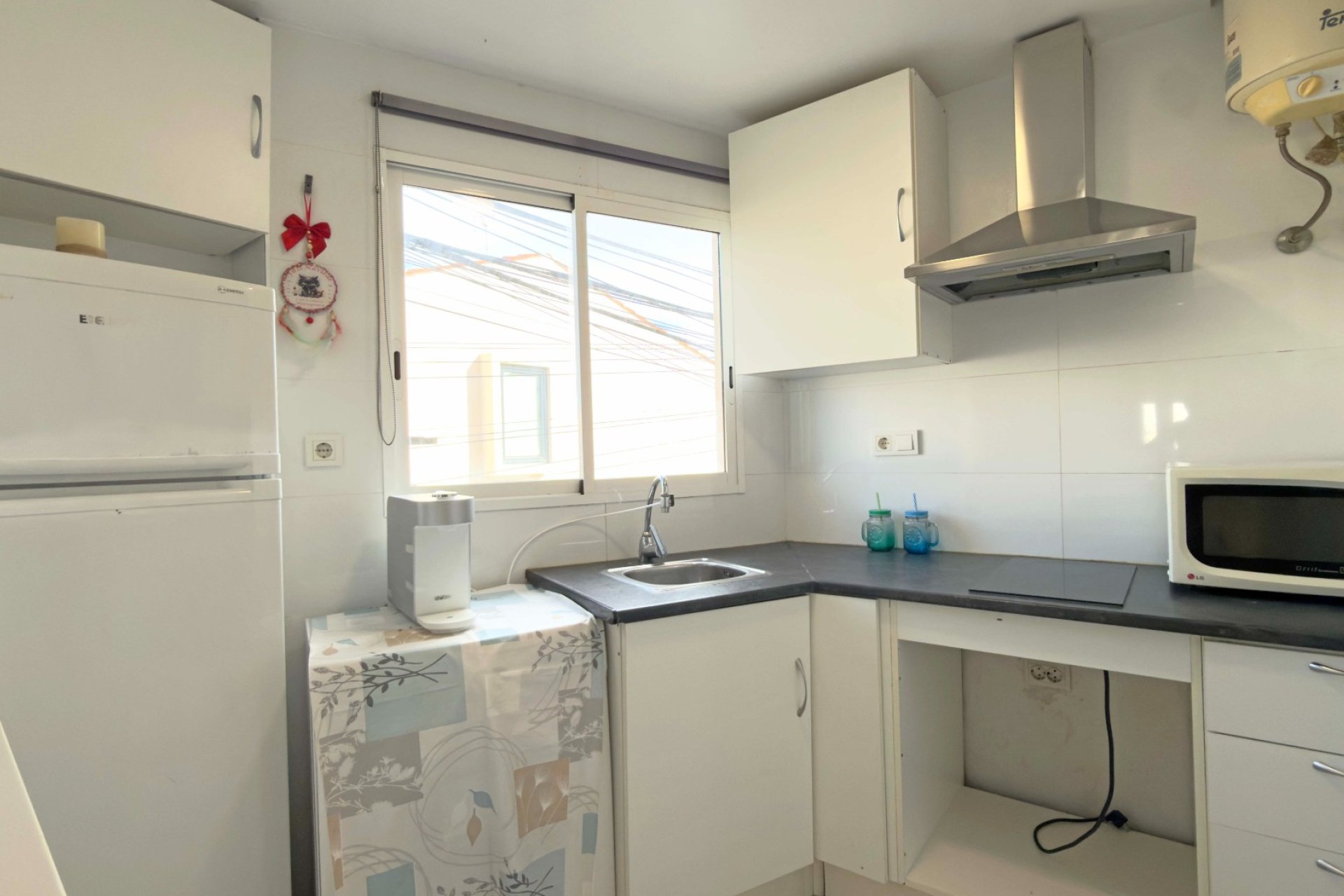 Resale - apartment -
Torrevieja - Playa Los Naufragos