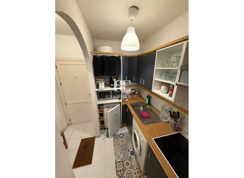 Resale - apartment -
Torrevieja - Playa Los Naufragos