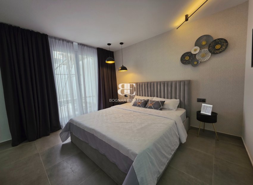 Resale - apartment -
Torrevieja - Puerto