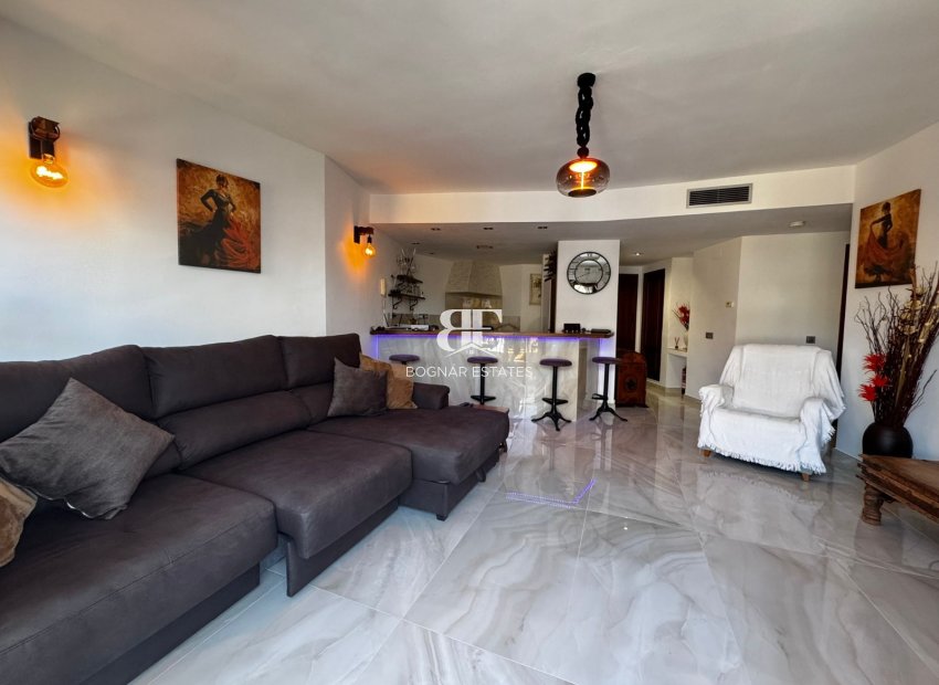 Resale - apartment -
Torrevieja - Punta Prima