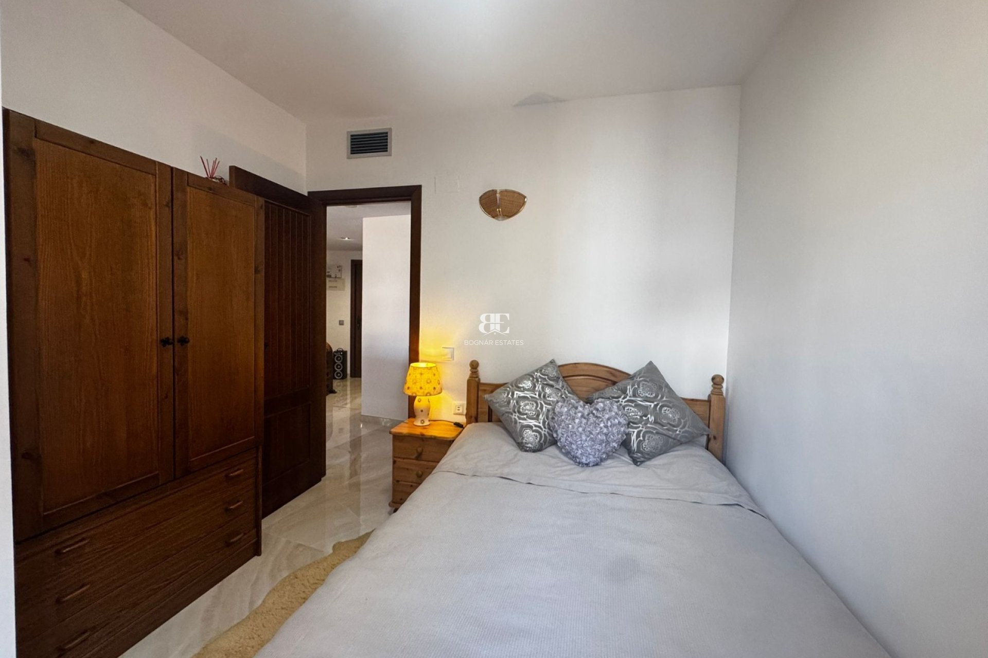 Resale - apartment -
Torrevieja - Punta Prima