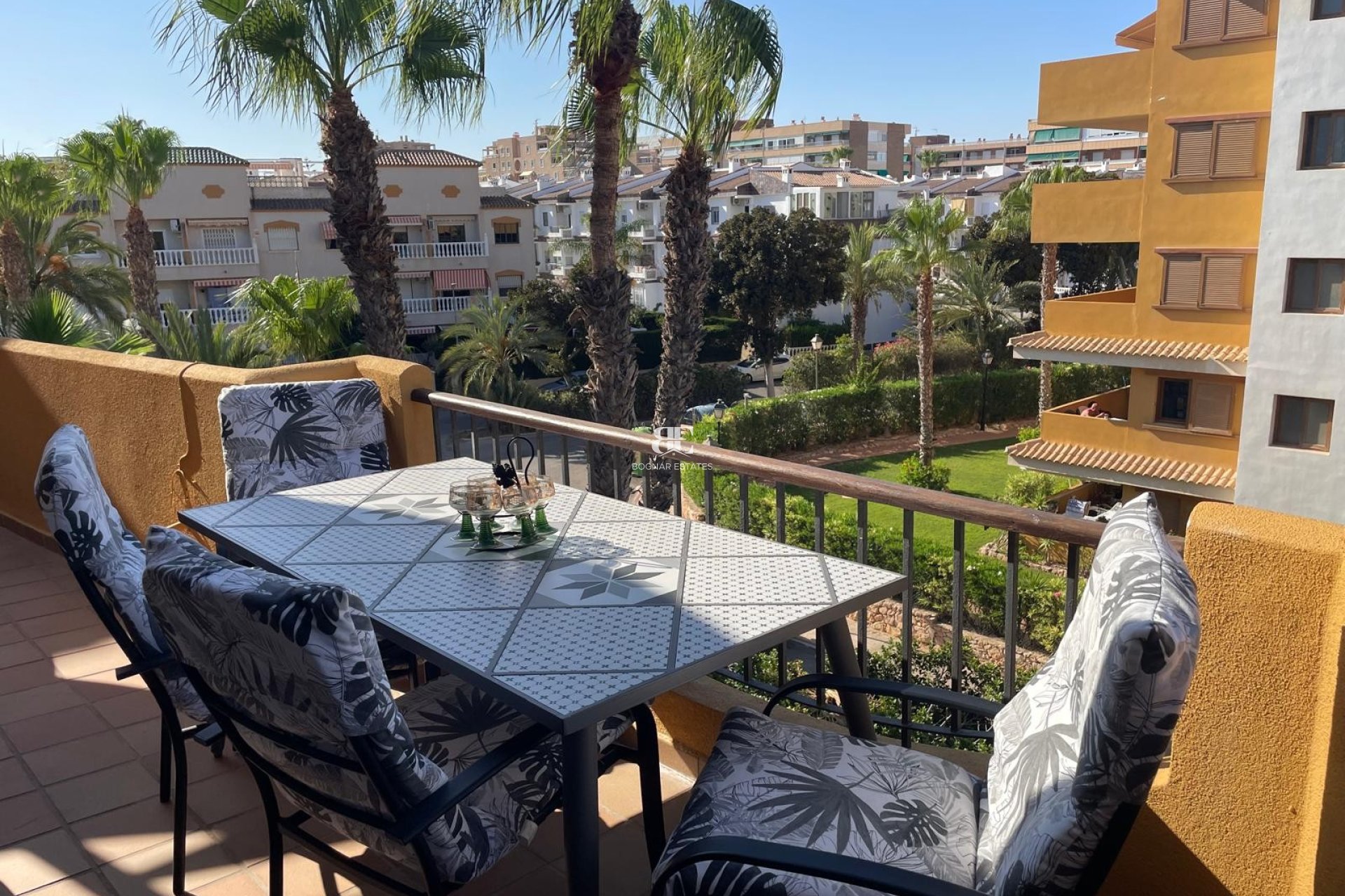 Resale - apartment -
Torrevieja - Punta Prima