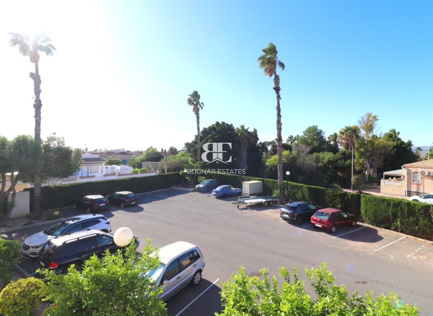 Resale - apartment -
Torrevieja - San Luis