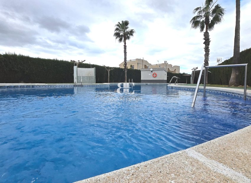 Resale - apartment -
Torrevieja - San Luis