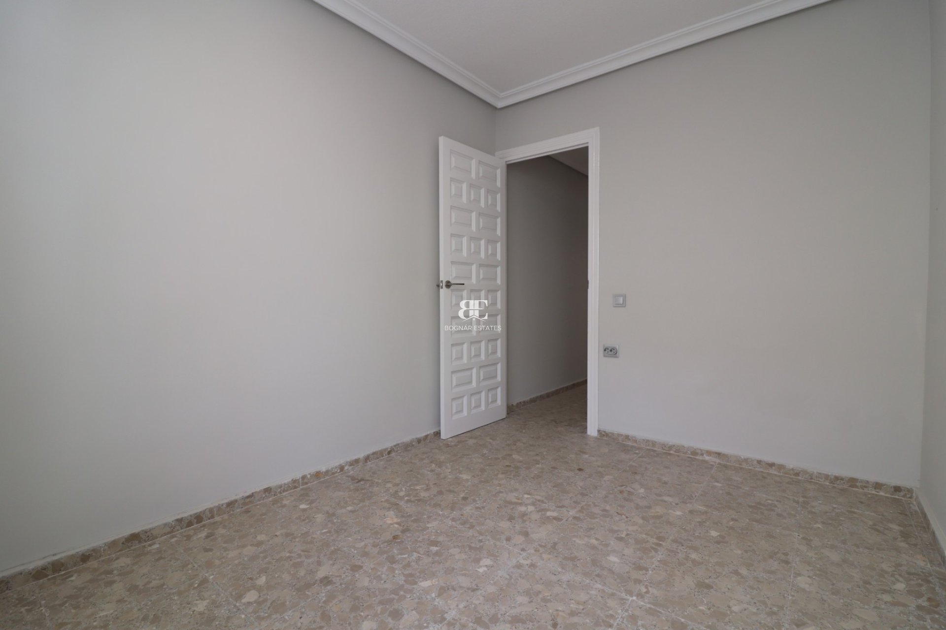 Resale - apartment -
Torrevieja - Torre la mata