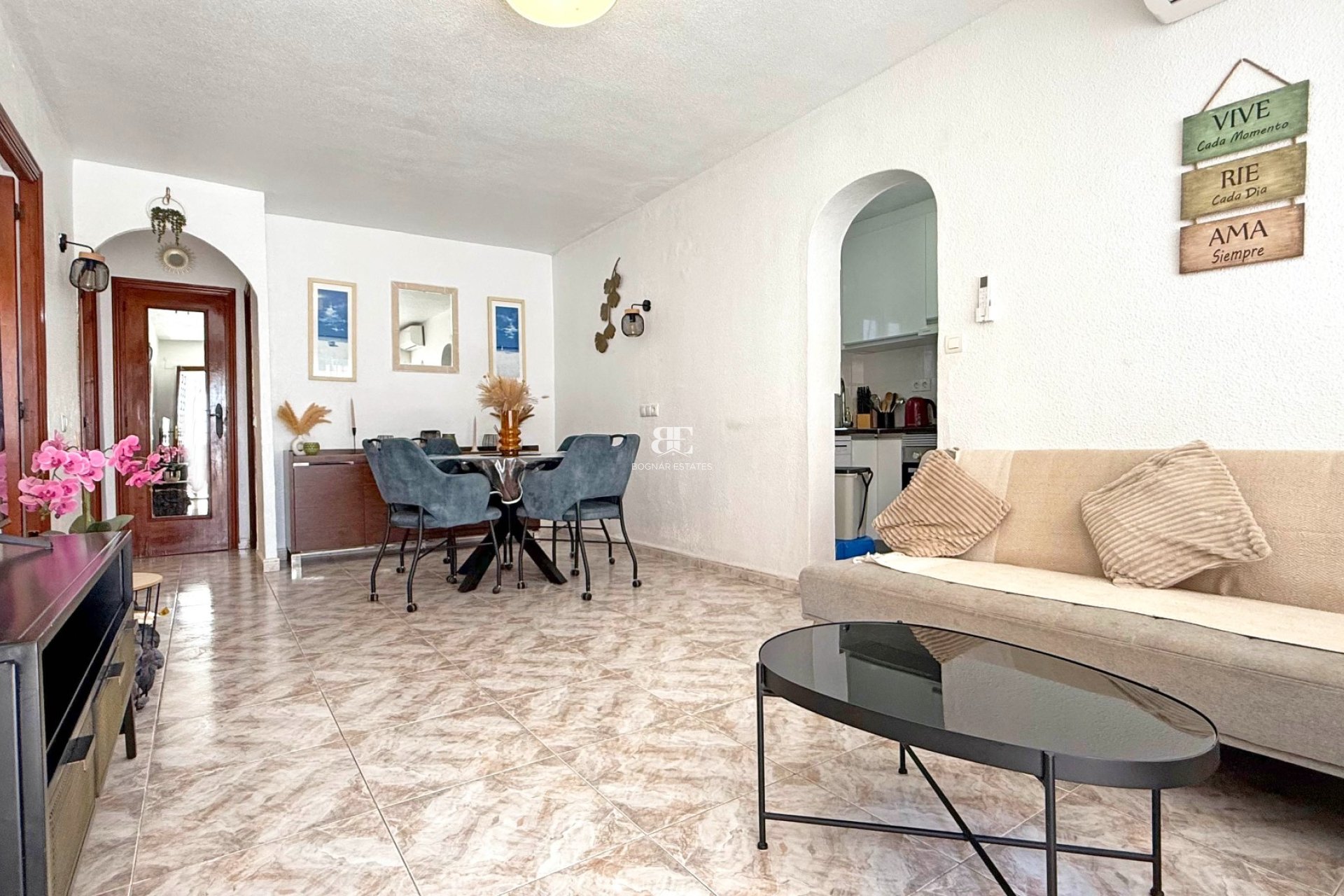 Resale - apartment -
Torrevieja - Torrelamata - La Mata