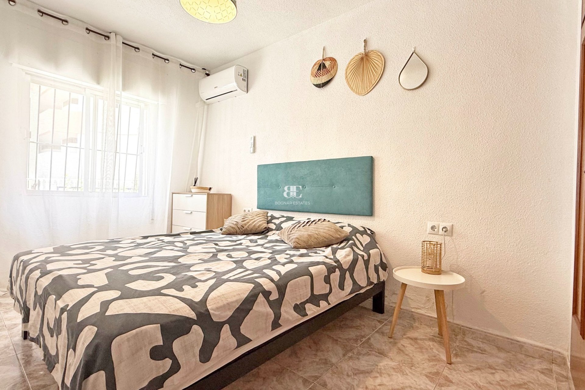 Resale - apartment -
Torrevieja - Torrelamata - La Mata
