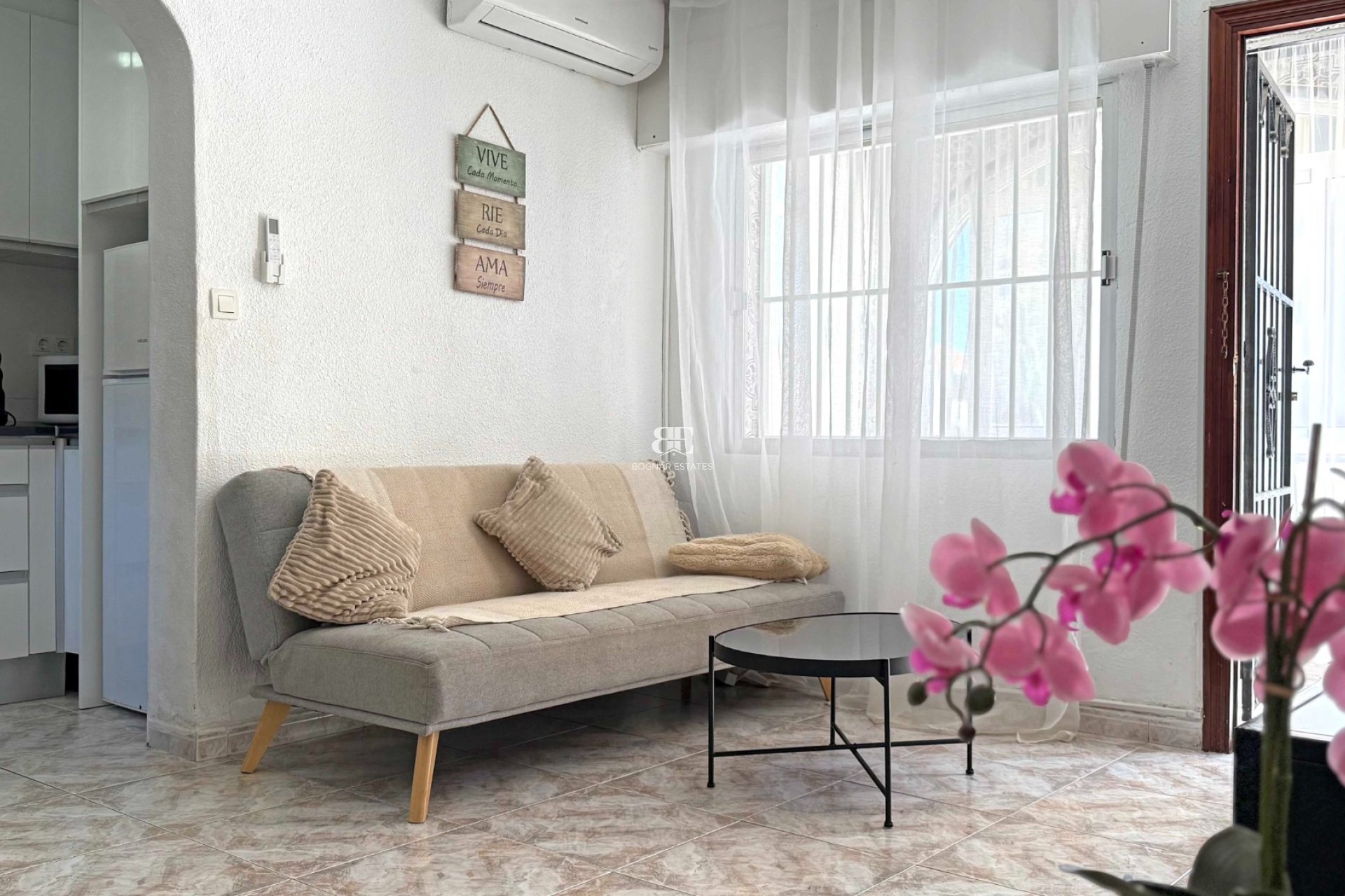 Resale - apartment -
Torrevieja - Torrelamata - La Mata