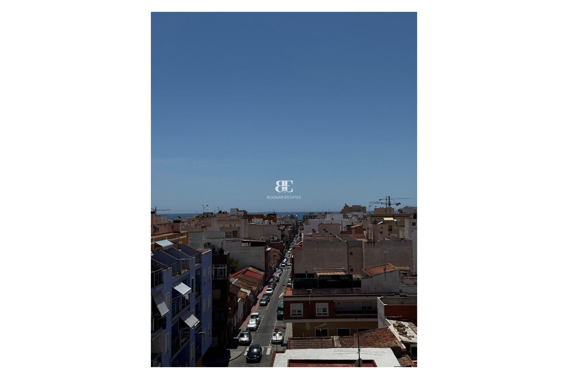 Resale - apartment -
Torrevieja - Torrevieja Centro