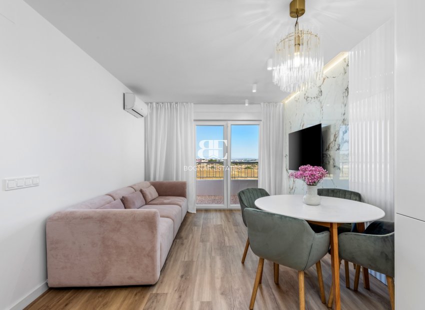 Resale - apartment -
Torrevieja