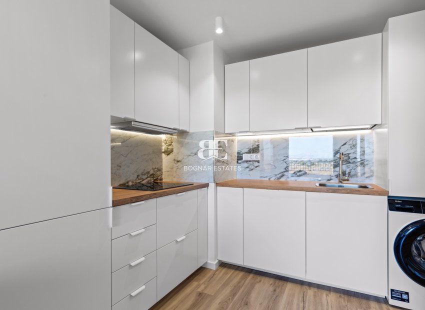 Resale - apartment -
Torrevieja
