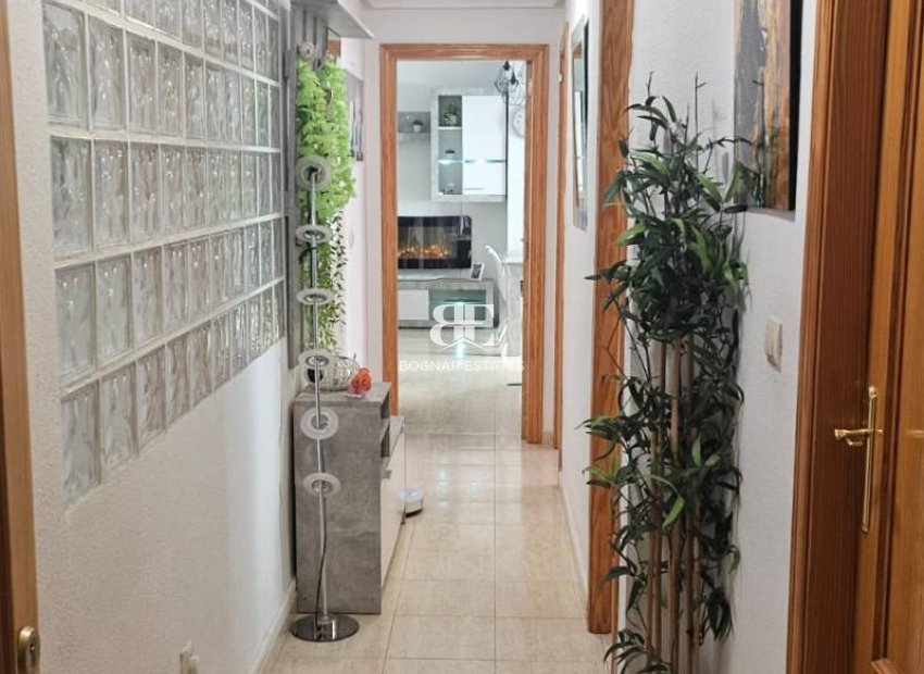 Resale - apartment -
Villajoyosa - Playa Torres
