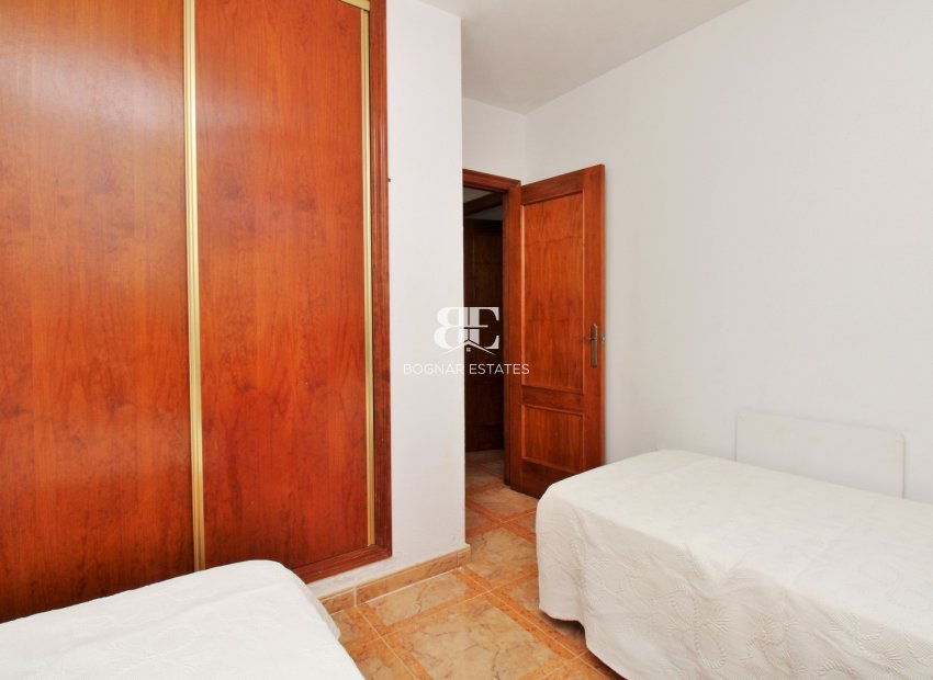 Resale - apartment -
Villamartín - PAU 8