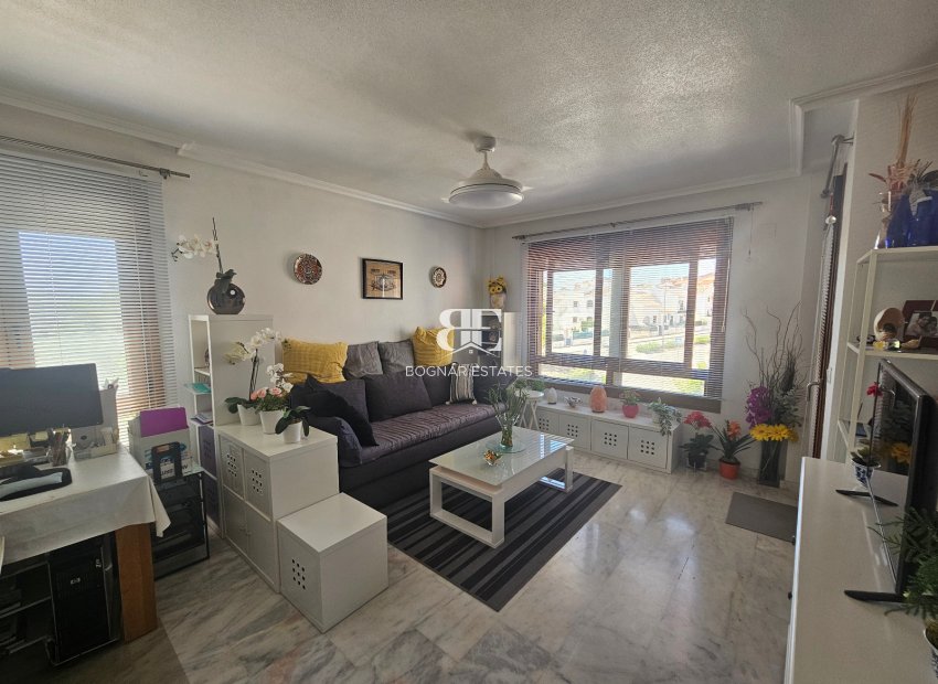 Resale - apartment -
Villamartín - PAU 8