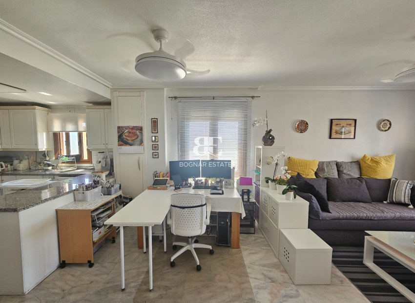 Resale - apartment -
Villamartín - PAU 8