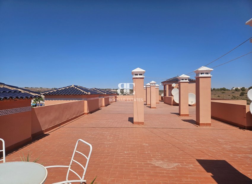 Resale - apartment -
Villamartín - PAU 8