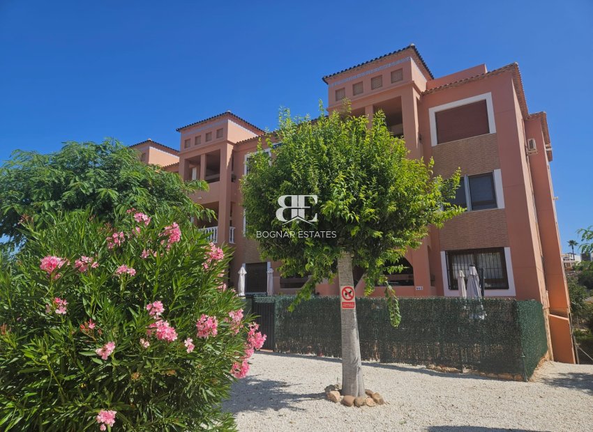 Resale - apartment -
Villamartín - PAU 8