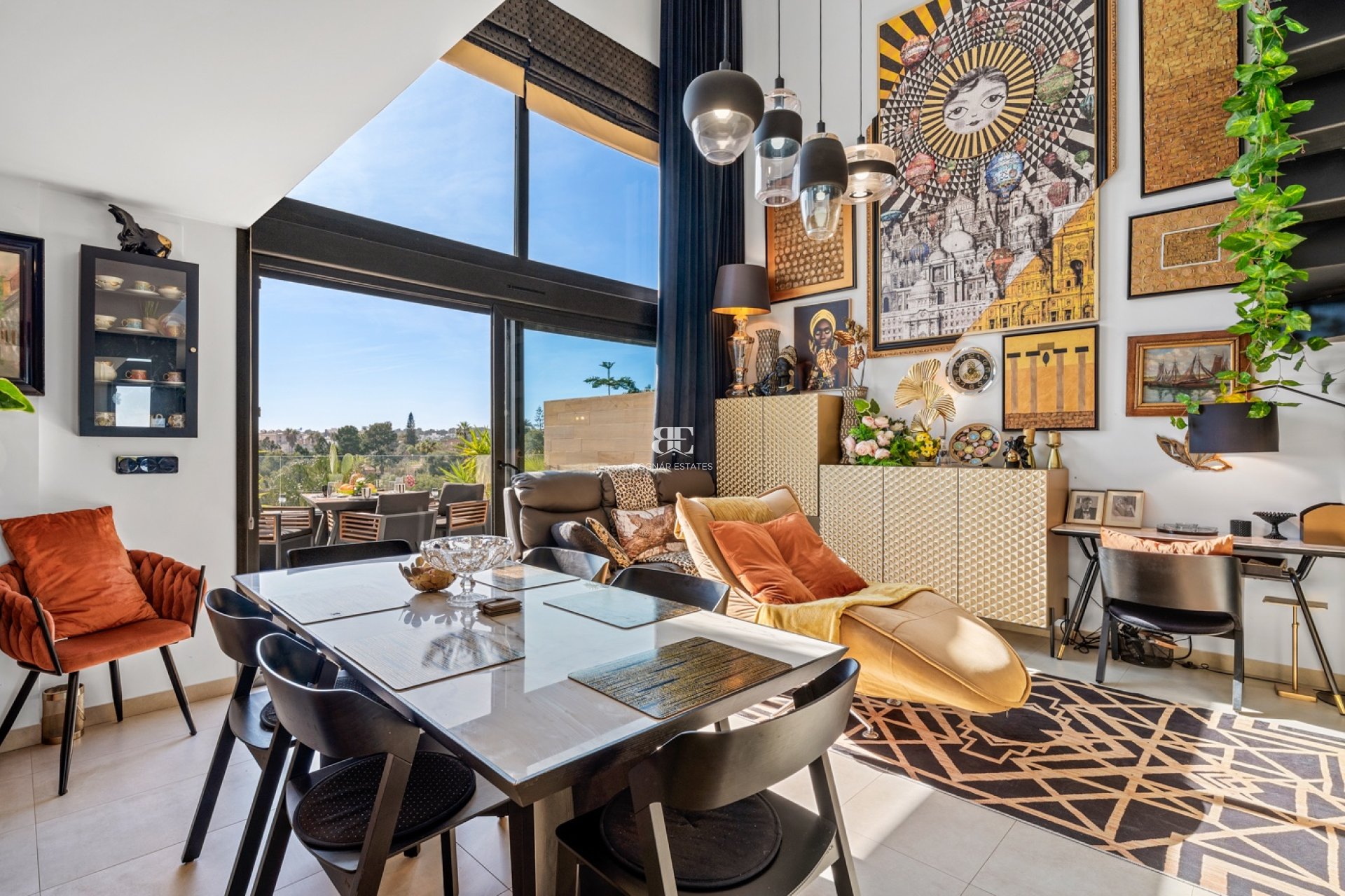 Resale - apartment -
Villamartín