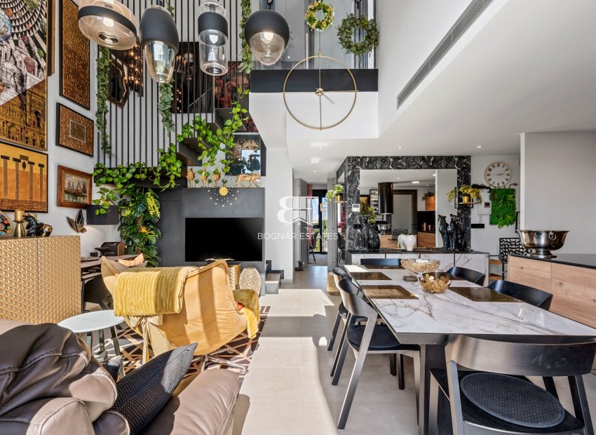 Resale - apartment -
Villamartín