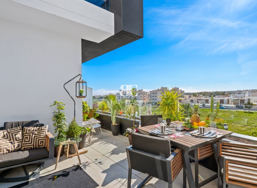 Resale - apartment -
Villamartín