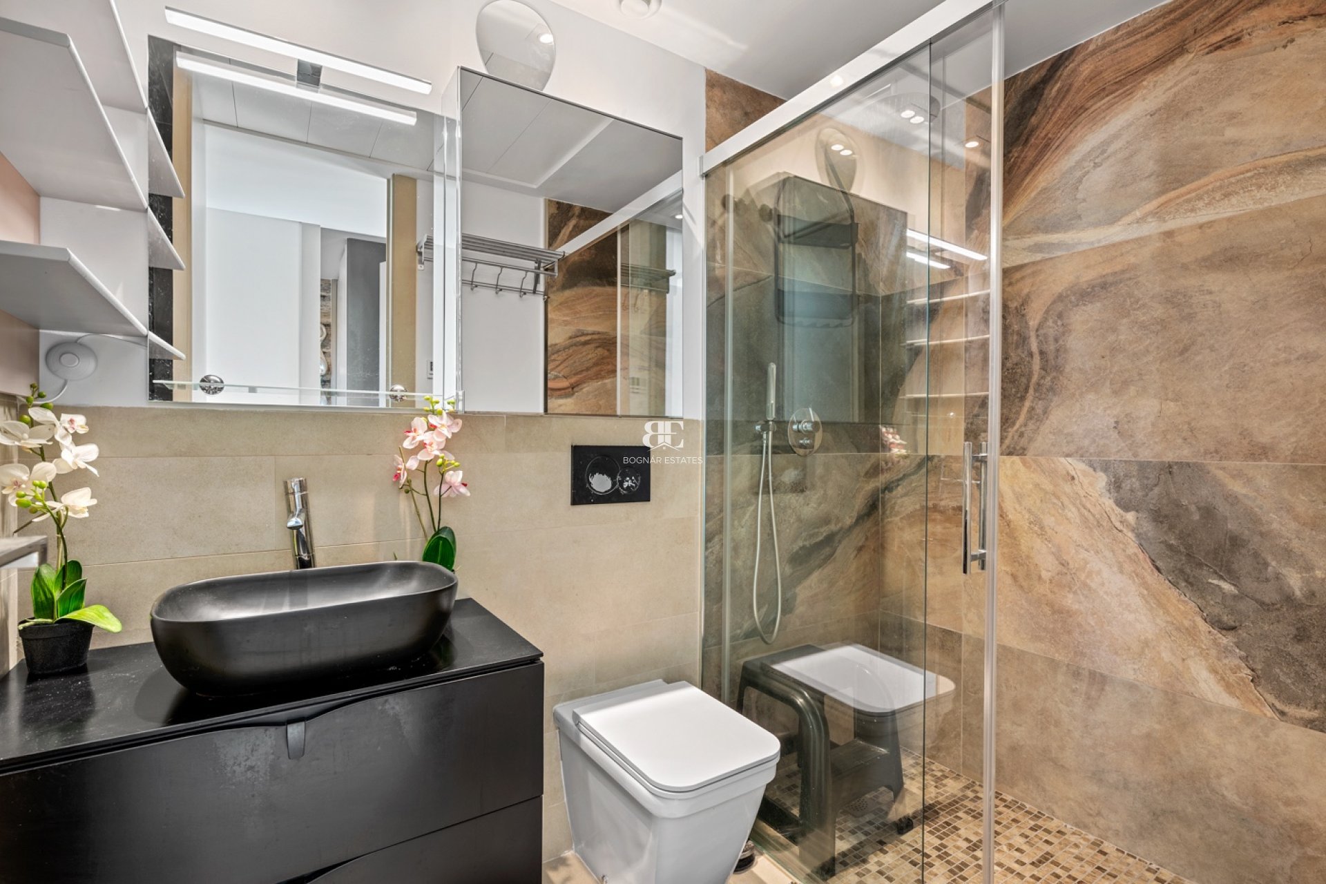 Resale - apartment -
Villamartín