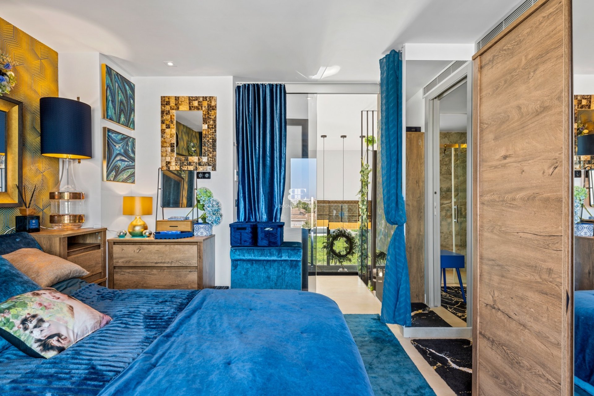 Resale - apartment -
Villamartín