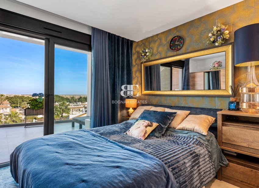 Resale - apartment -
Villamartín