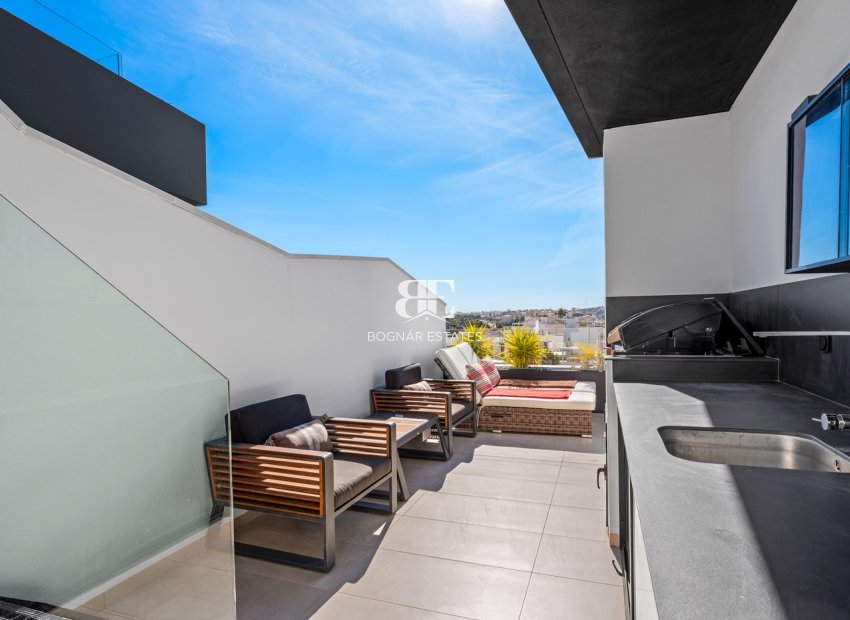 Resale - apartment -
Villamartín