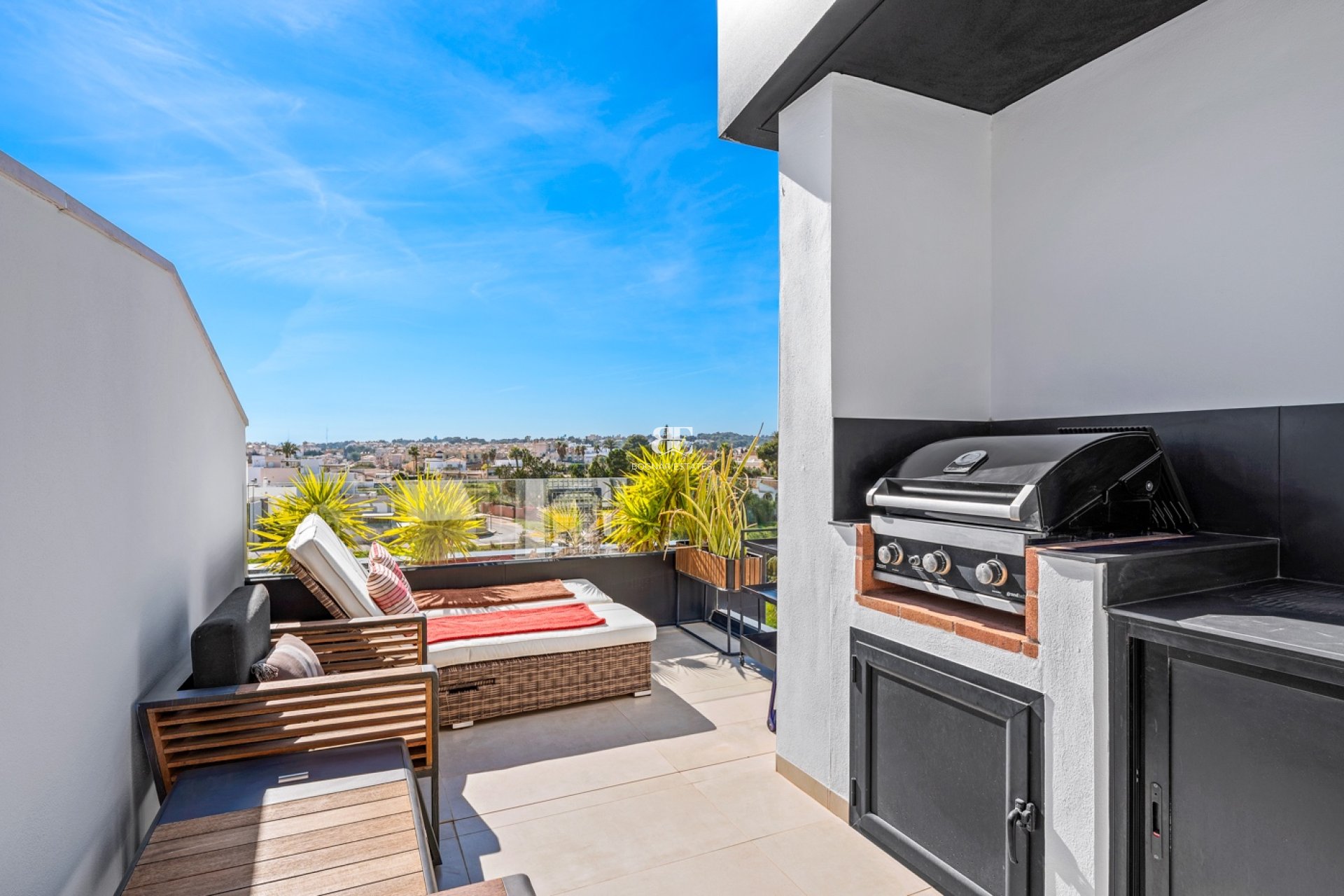 Resale - apartment -
Villamartín