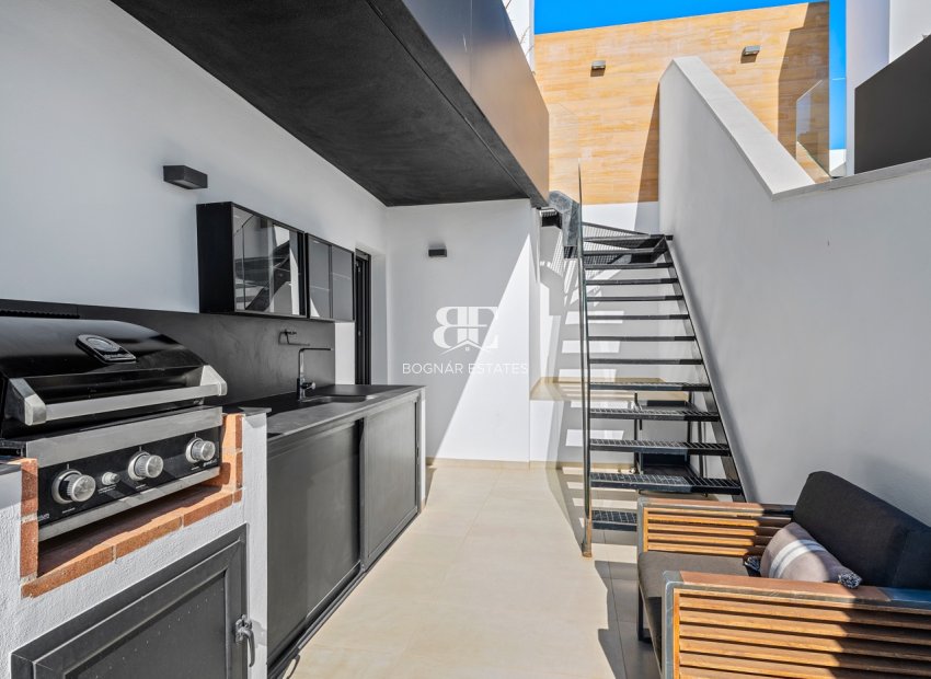 Resale - apartment -
Villamartín