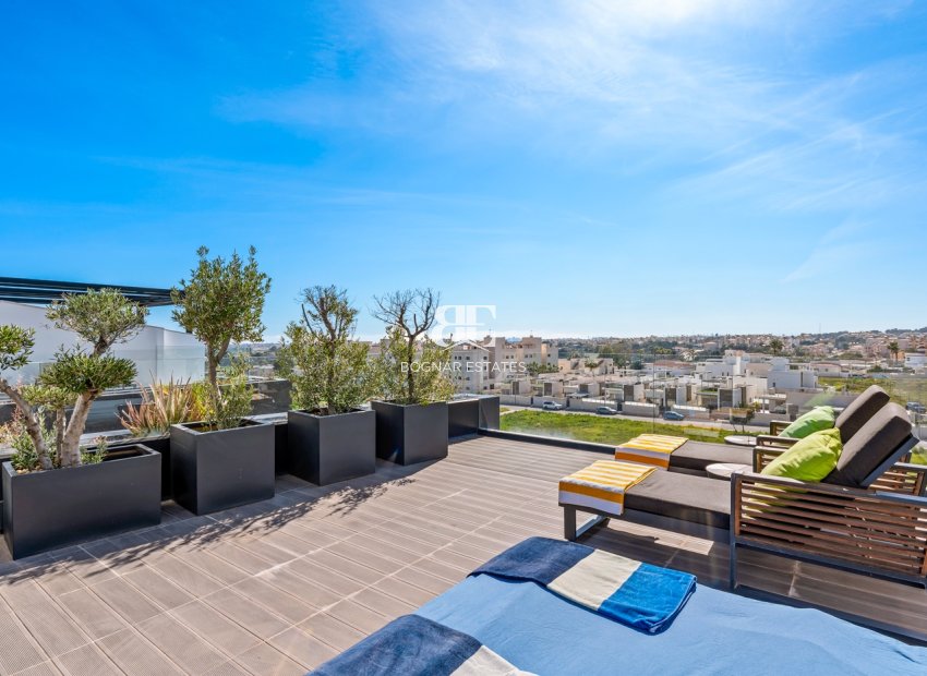 Resale - apartment -
Villamartín