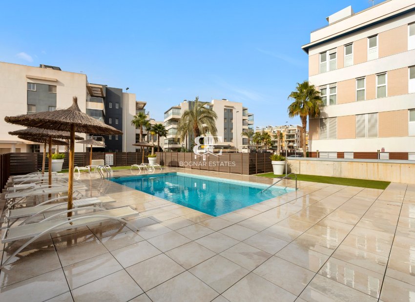 Resale - apartment -
Villamartín