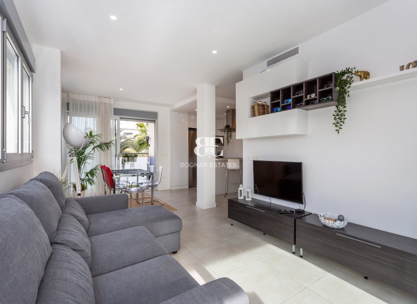 Resale - apartment -
Villamartín