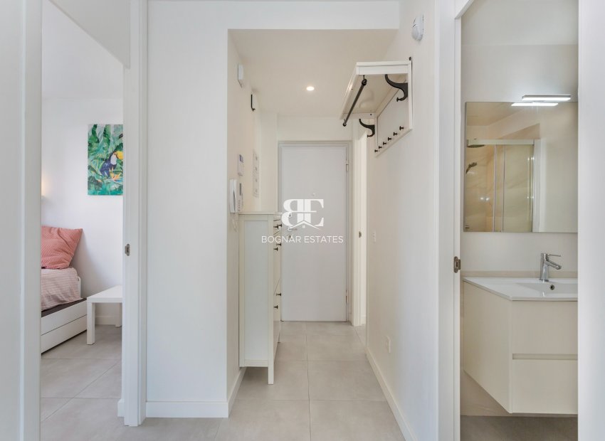 Resale - apartment -
Villamartín