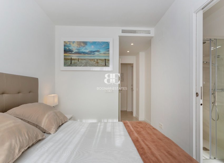 Resale - apartment -
Villamartín