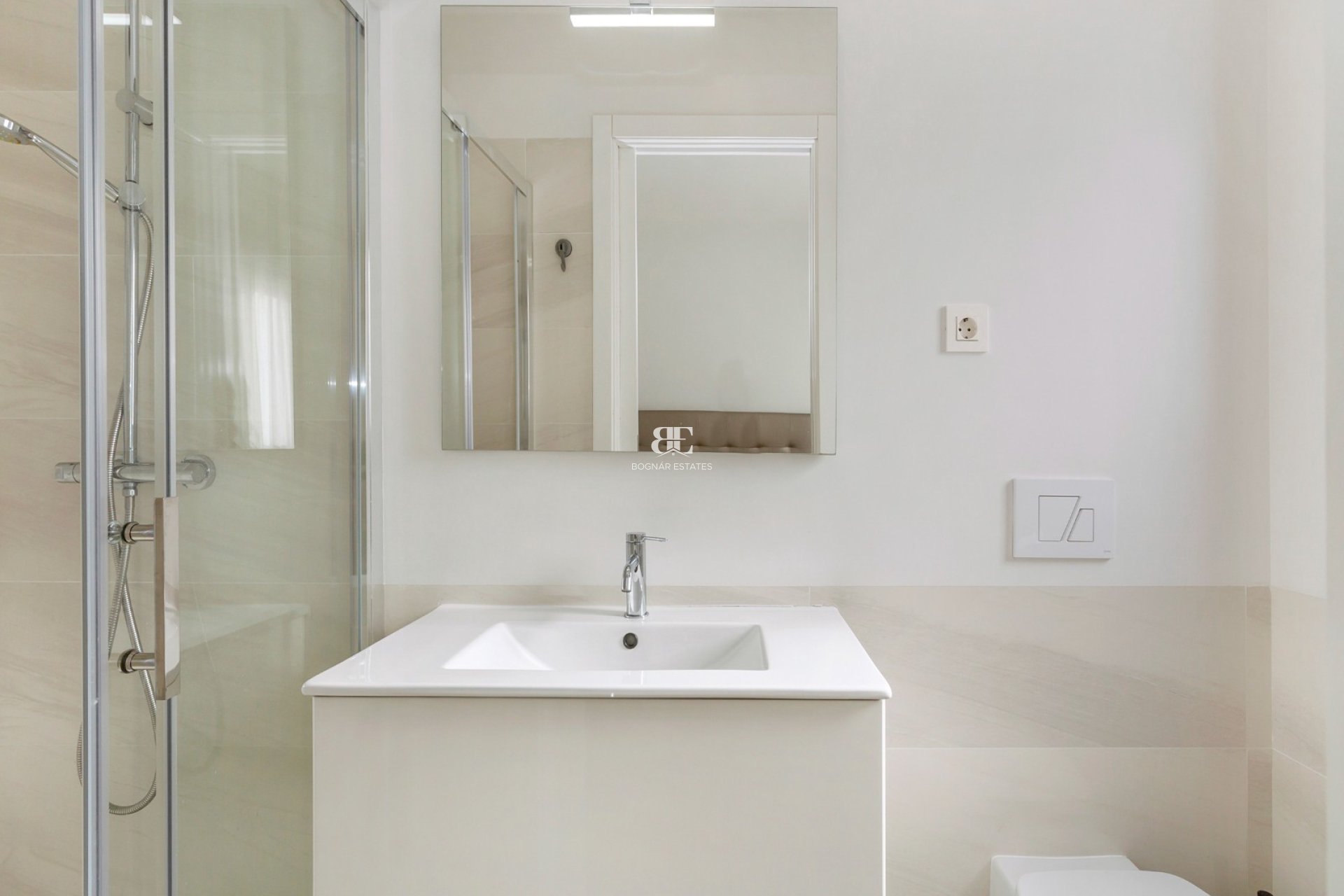 Resale - apartment -
Villamartín
