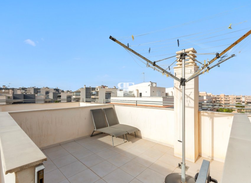 Resale - apartment -
Villamartín