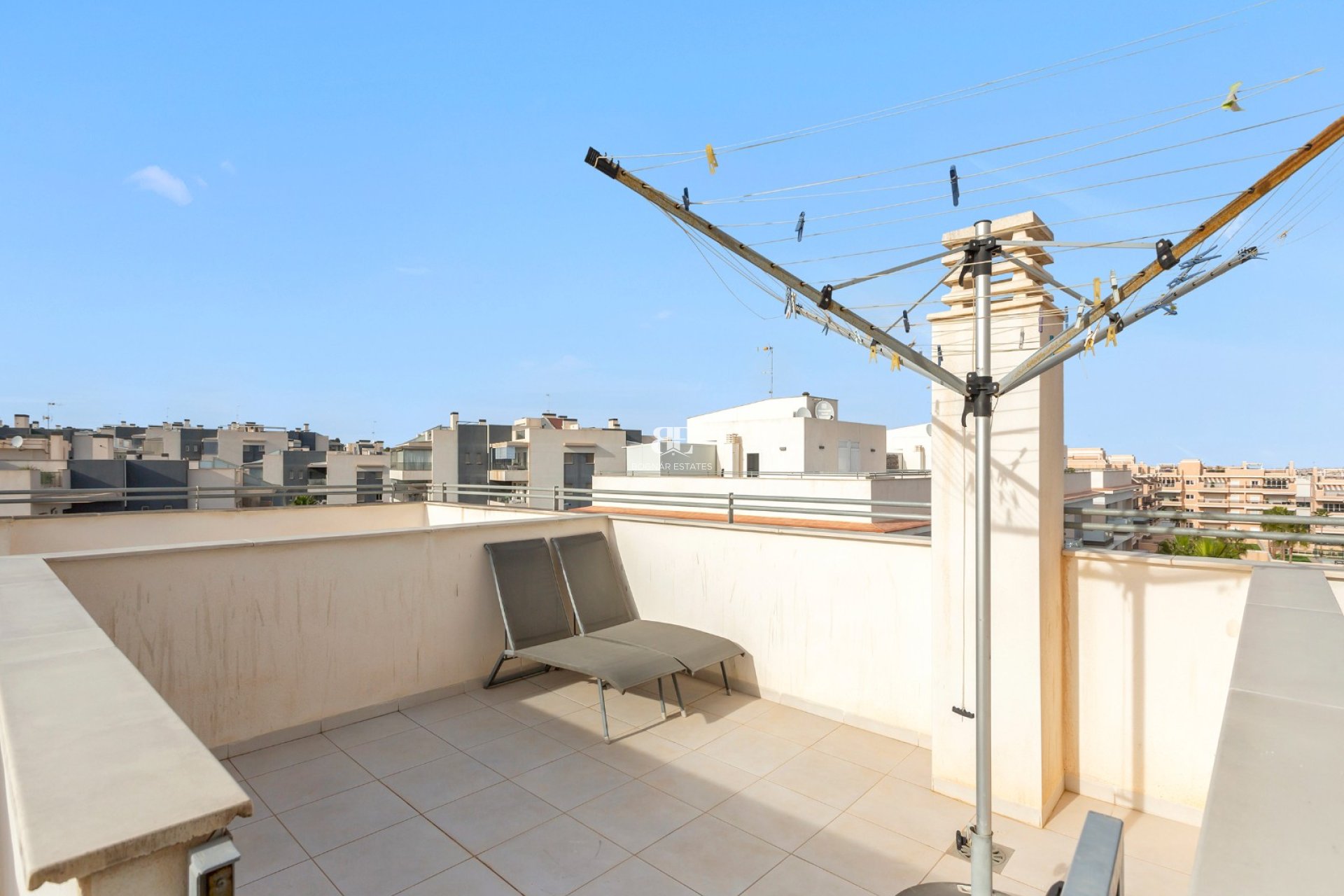 Resale - apartment -
Villamartín